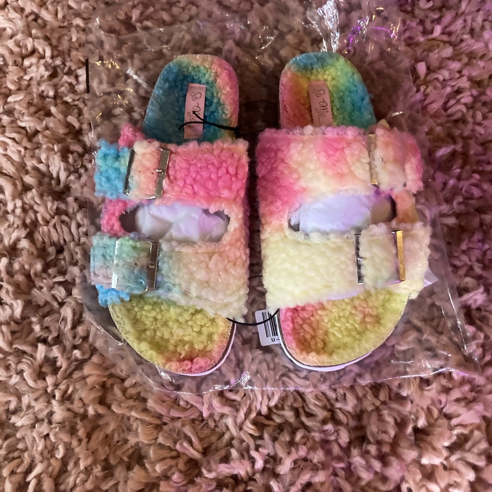Fuzzy Sandals